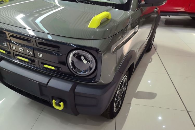 Used Geely Galaxy Panda 2025 210km Panda Rider Left Front Headlight