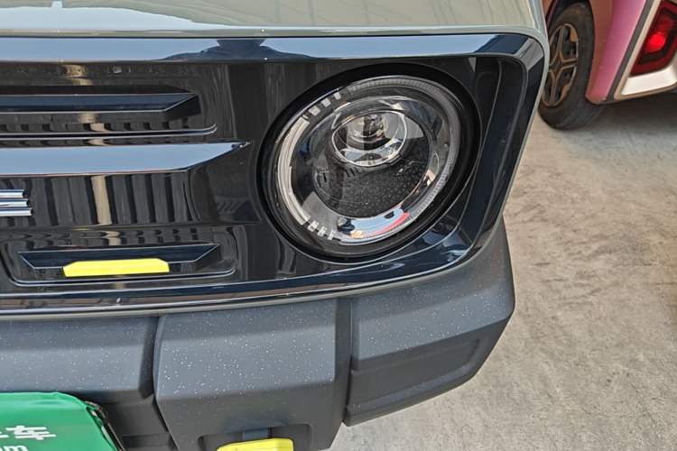 Used Geely Galaxy Panda 2025 210km Panda Rider Left Front Headlight