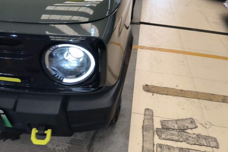 Used Geely Galaxy Panda 2025 210km Panda Rider Left Front Headlight