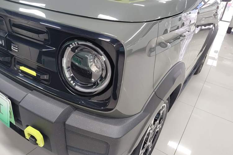 Used Geely Galaxy Panda 2025 210km Panda Rider Left Front Headlight