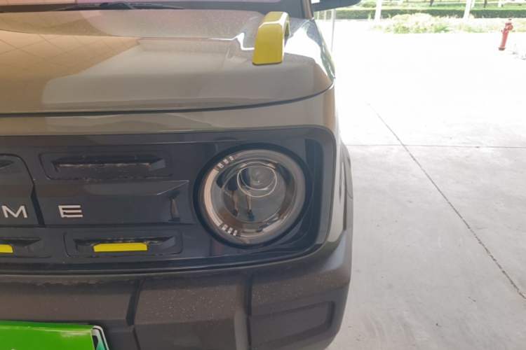 Used Geely Galaxy Panda 2025 210km Panda Rider Left Front Headlight