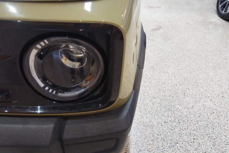 Used Geely Galaxy Panda 2025 210km Panda Rider Left Front Headlight