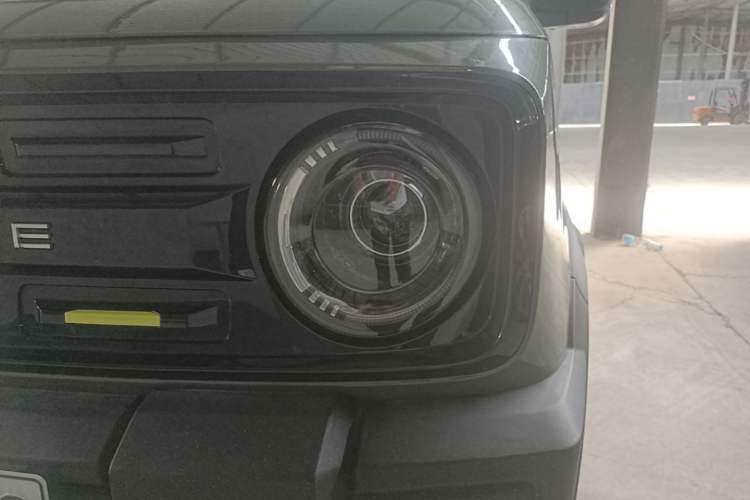 Used Geely Galaxy Panda 2025 210km Panda Rider Left Front Headlight