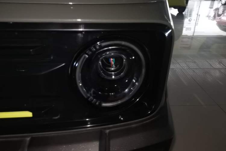 Used Geely Galaxy Panda 2025 210km Panda Rider Left Front Headlight