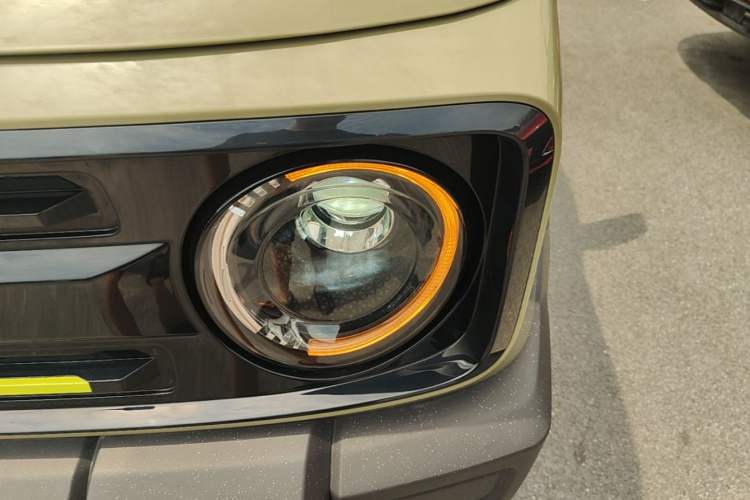 Used Geely Galaxy Panda 2025 210km Panda Kart Left Front Headlight