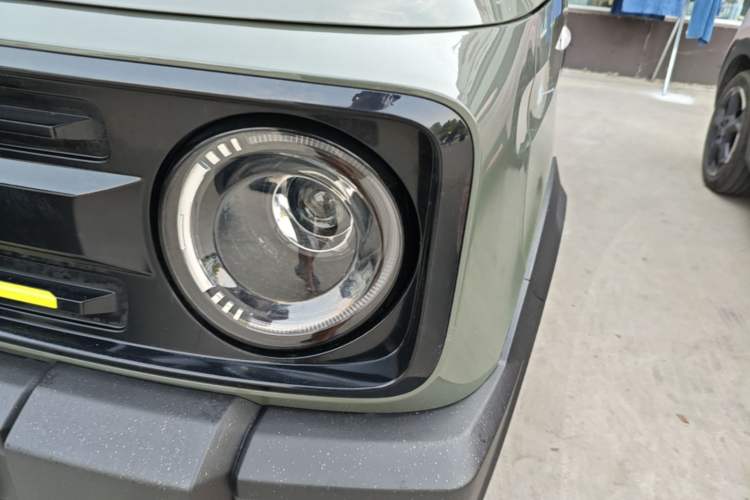 Used Geely Galaxy Panda 2025 210km Panda Rider Left Front Headlight