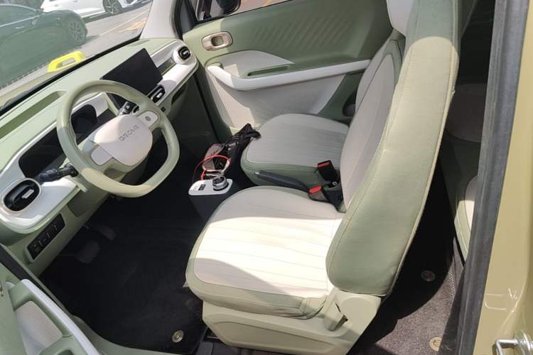 Used Geely Galaxy Panda 2025 210km Panda Rider Left Front Seat