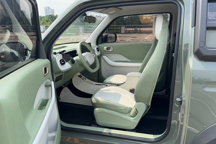 Used Geely Galaxy Panda 2025 210km Panda Rider Left Front Seat