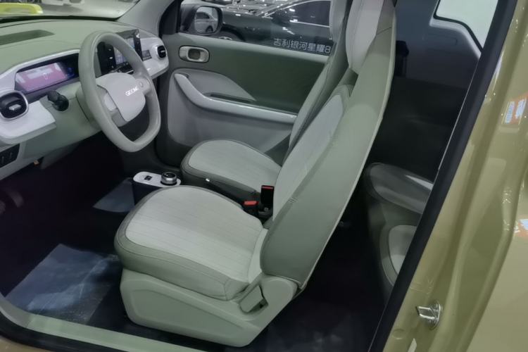 Used Geely Galaxy Panda 2025 210km Panda Rider Left Front Seat