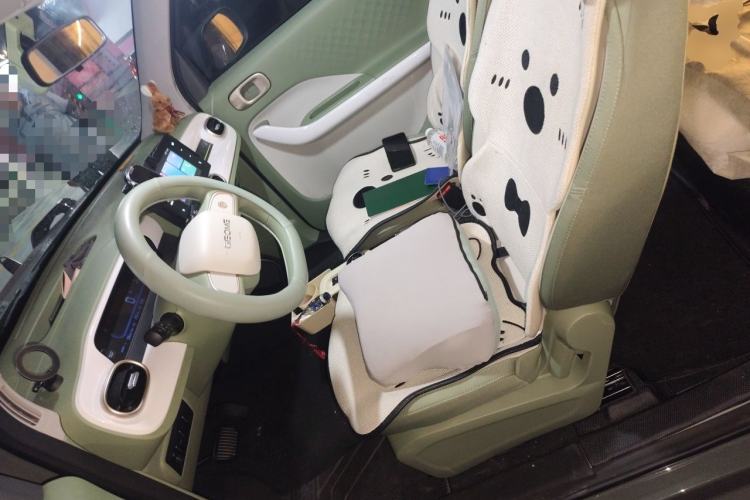 Used Geely Galaxy Panda 2025 210km Panda Rider Left Front Seat
