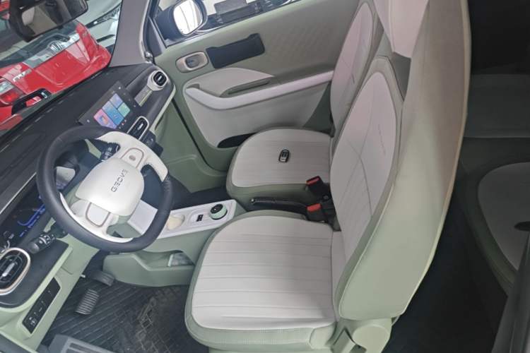 Used Geely Galaxy Panda 2025 210km Panda Rider Left Front Seat
