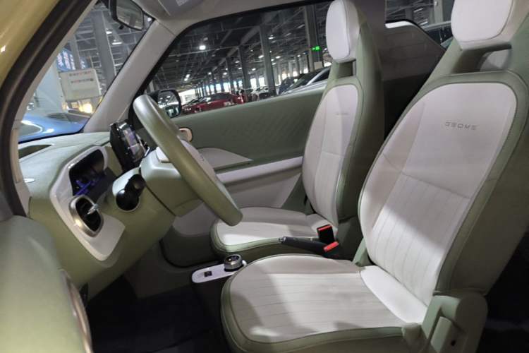Used Geely Galaxy Panda 2025 210km Panda Rider Left Front Seat
