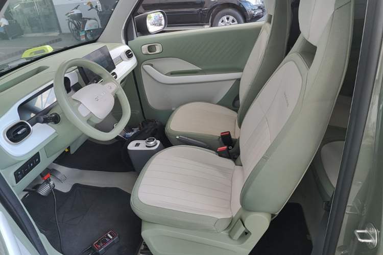 Used Geely Galaxy Panda 2025 210km Panda Rider Left Front Seat