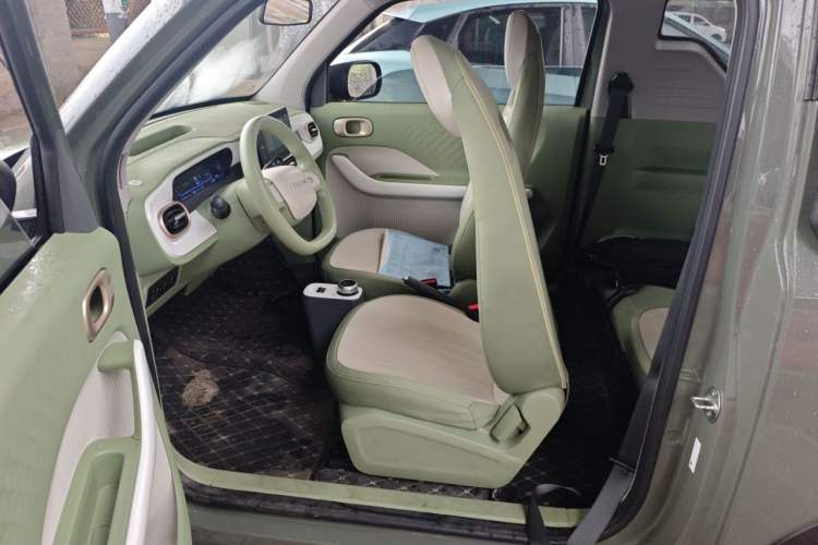 Used Geely Galaxy Panda 2025 210km Panda Rider Left Front Seat