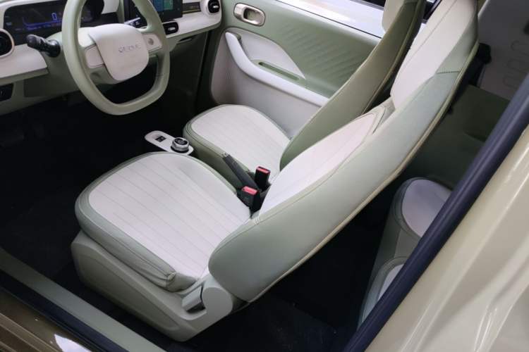 Used Geely Galaxy Panda 2025 210km Panda Kart Left Front Seat