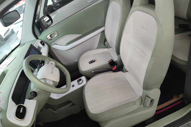 Used Geely Galaxy Panda 2025 210km Panda Rider Left Front Seat