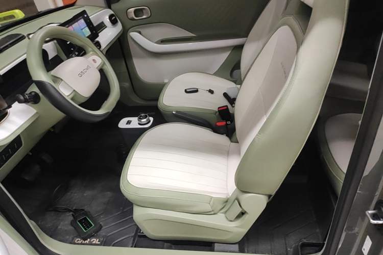 Used Geely Galaxy Panda 2025 210km Panda Rider Left Front Seat