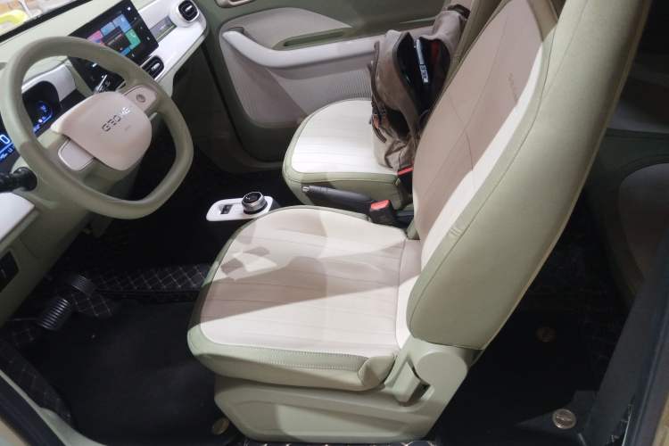 Used Geely Galaxy Panda 2025 210km Panda Rider Left Front Seat