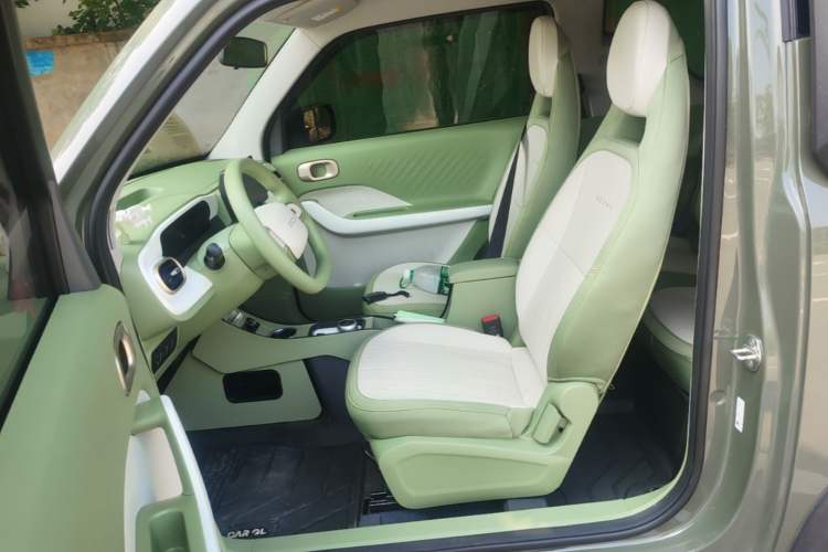 Used Geely Galaxy Panda 2025 210km Panda Rider Left Front Seat