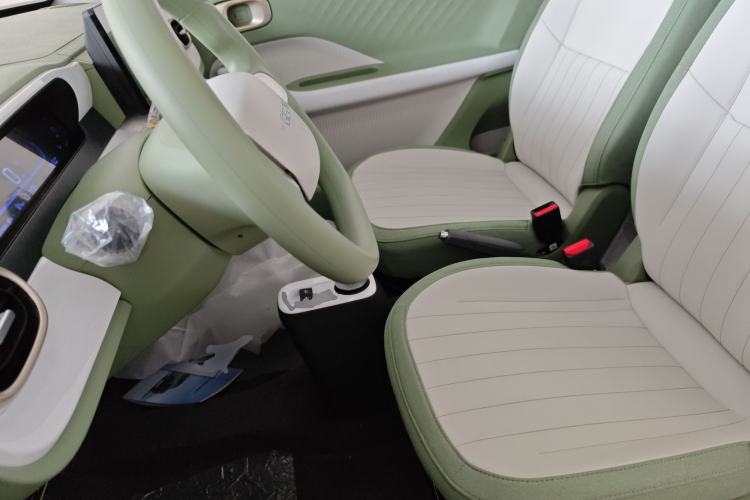 Used Geely Galaxy Panda 2025 210km Panda Rider Left Front Seat