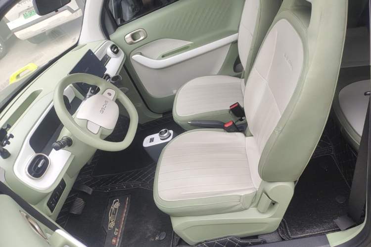 Used Geely Galaxy Panda 2025 210km Panda Rider Left Front Seat