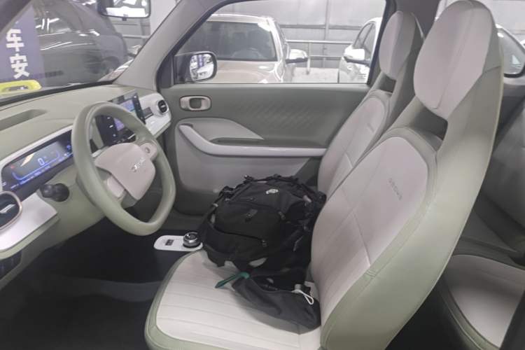 Used Geely Galaxy Panda 2025 210km Panda Rider Left Front Seat