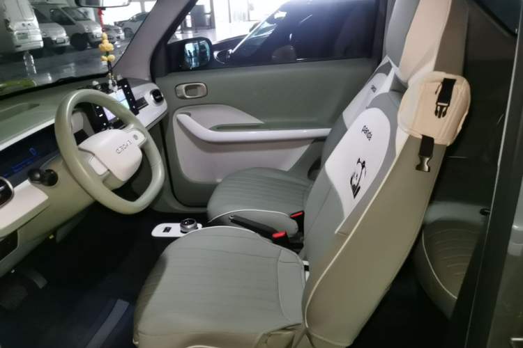 Used Geely Galaxy Panda 2025 210km Panda Rider Left Front Seat