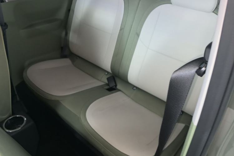 Used Geely Galaxy Panda 2025 210km Panda Rider Left Rear Seat