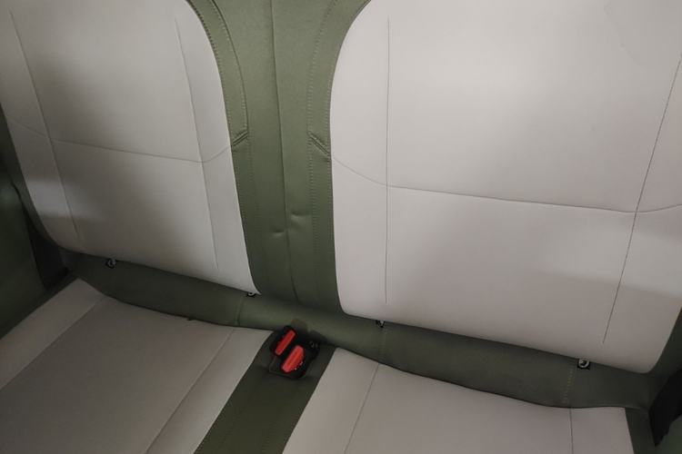 Used Geely Galaxy Panda 2025 210km Panda Rider Left Rear Seat