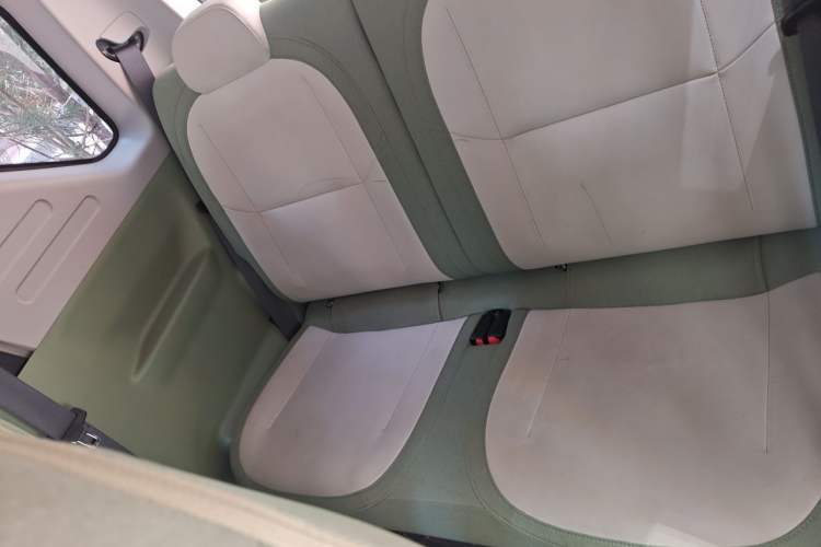 Used Geely Galaxy Panda 2025 210km Panda Rider Left Rear Seat
