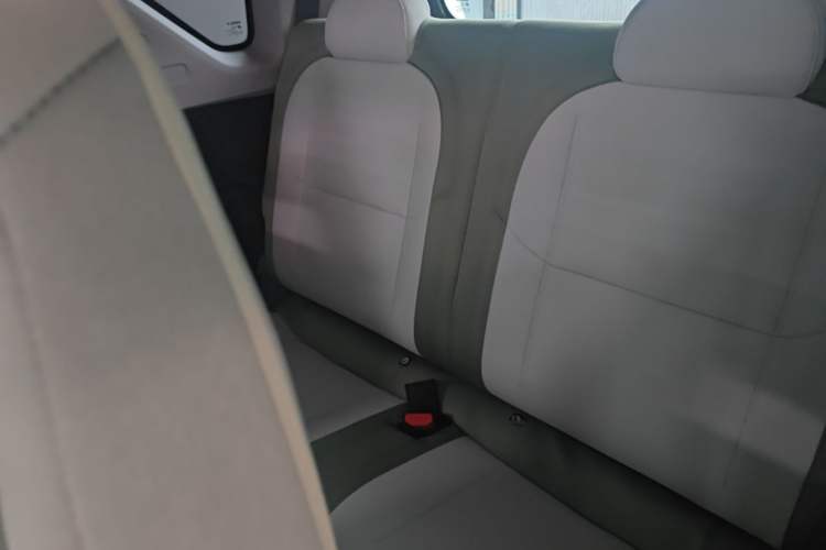 Used Geely Galaxy Panda 2025 210km Panda Rider Left Rear Seat