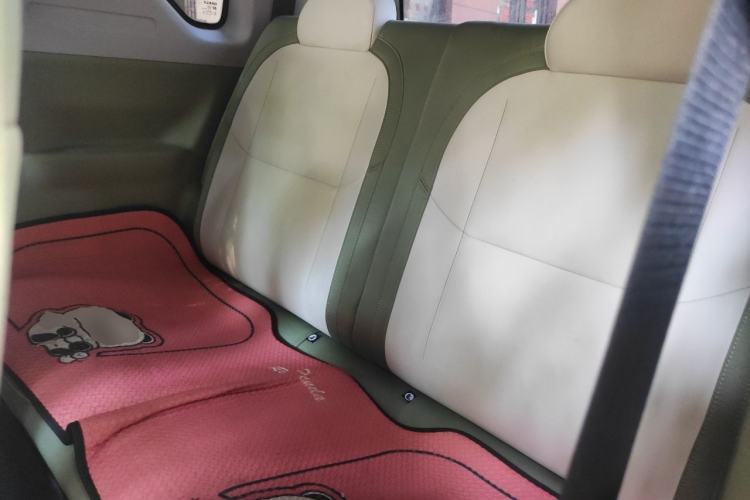 Used Geely Galaxy Panda 2025 210km Panda Rider Left Rear Seat