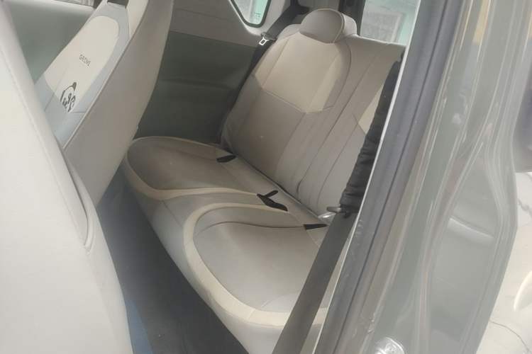 Used Geely Galaxy Panda 2025 210km Panda Rider Left Rear Seat