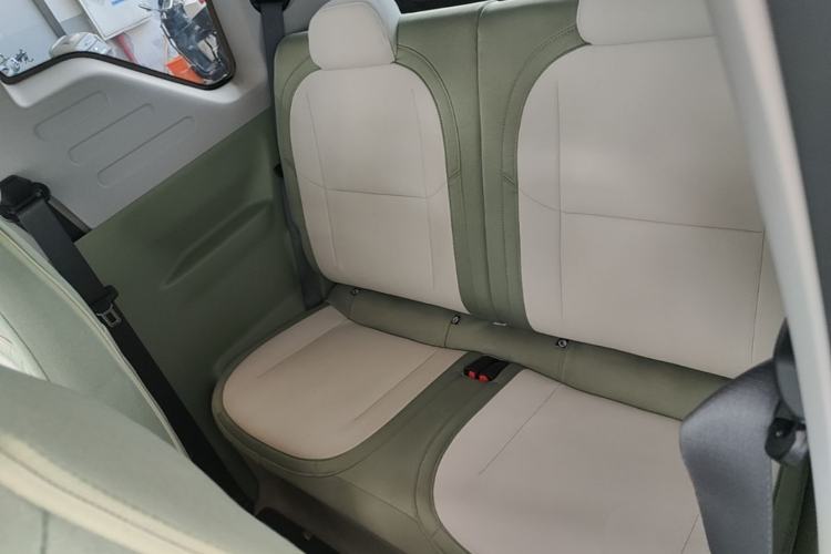 Used Geely Galaxy Panda 2025 210km Panda Rider Left Rear Seat