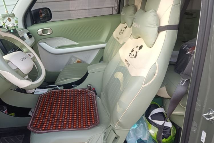 Used Geely Galaxy Panda 2025 210km Panda Rider Left Rear Seat