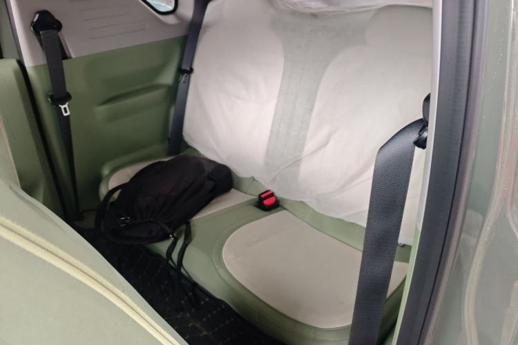 Used Geely Galaxy Panda 2025 210km Panda Rider Left Rear Seat
