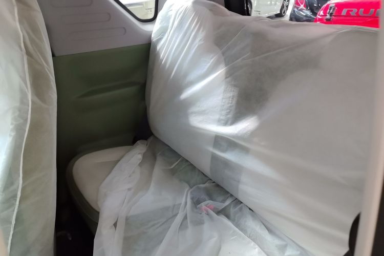Used Geely Galaxy Panda 2025 210km Panda Rider Left Rear Seat