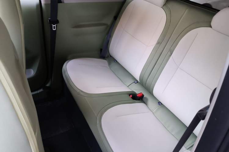 Used Geely Galaxy Panda 2025 210km Panda Kart Left Rear Seat