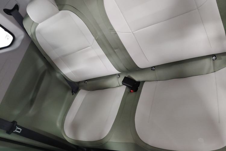 Used Geely Galaxy Panda 2025 210km Panda Rider Left Rear Seat