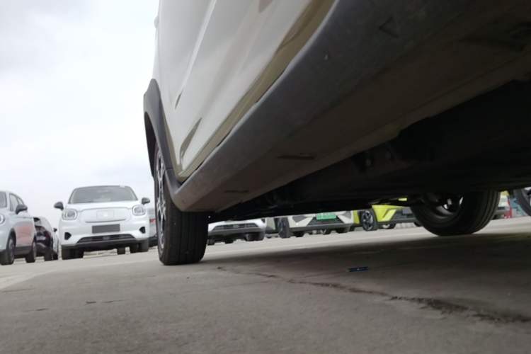 Used Geely Galaxy Panda 2025 210km Panda Rider Left Side Sill