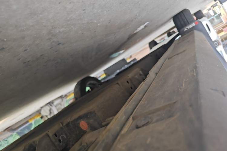 Used Geely Galaxy Panda 2025 210km Panda Rider Left Side Sill