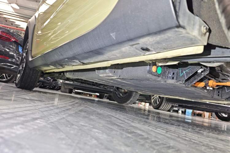 Used Geely Galaxy Panda 2025 210km Panda Rider Left Side Sill