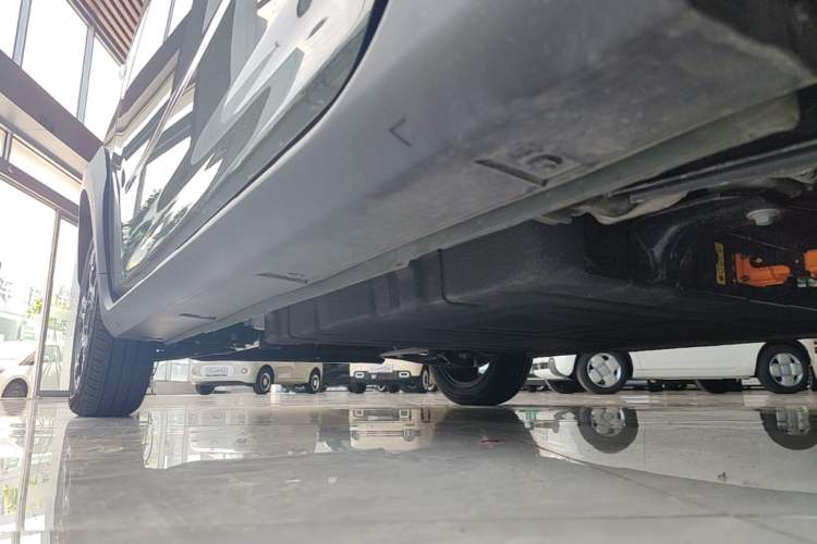 Used Geely Galaxy Panda 2025 210km Panda Rider Left Side Sill