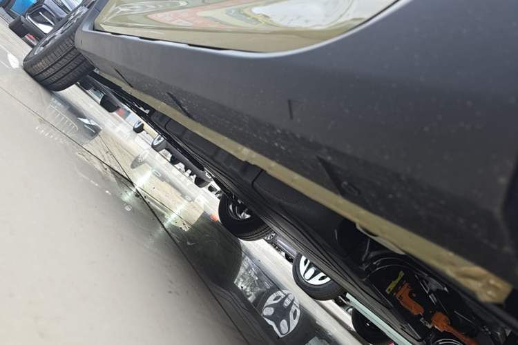 Used Geely Galaxy Panda 2025 210km Panda Rider Left Side Sill