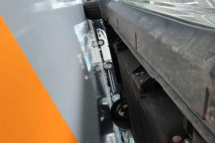 Used Geely Galaxy Panda 2025 210km Panda Rider Left Side Sill