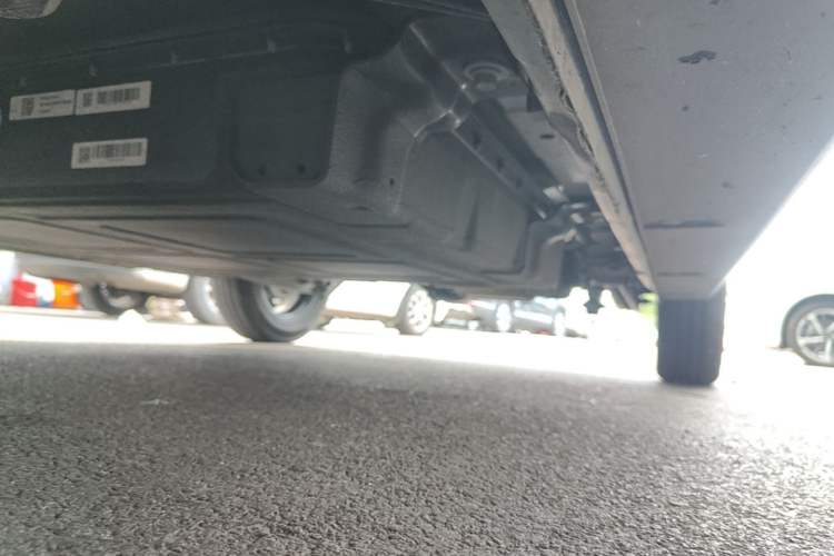 Used Geely Galaxy Panda 2025 210km Panda Rider Left Side Sill