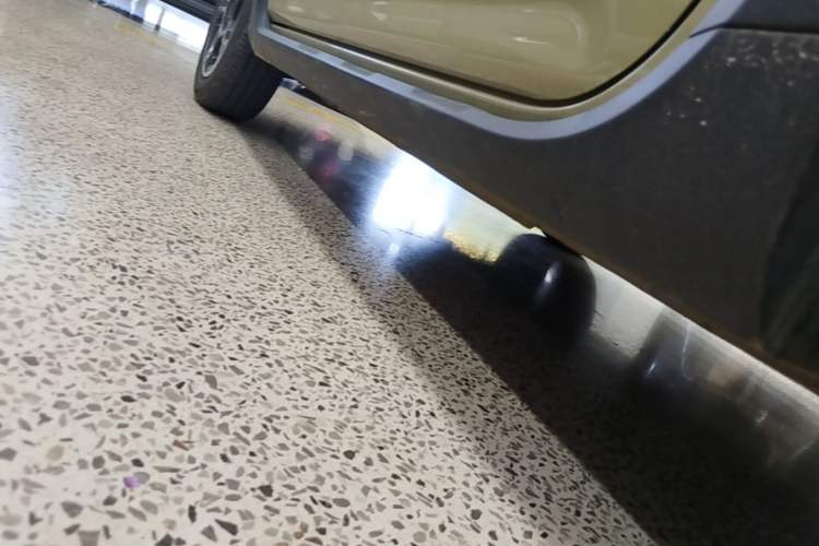 Used Geely Galaxy Panda 2025 210km Panda Rider Left Side Sill