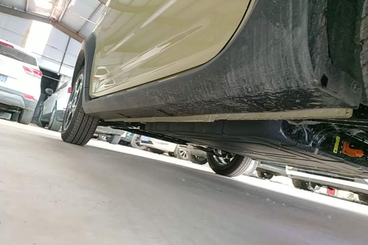 Used Geely Galaxy Panda 2025 210km Panda Rider Left Side Sill