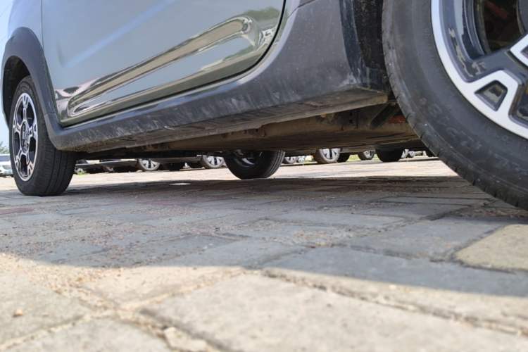Used Geely Galaxy Panda 2025 210km Panda Rider Left Side Sill
