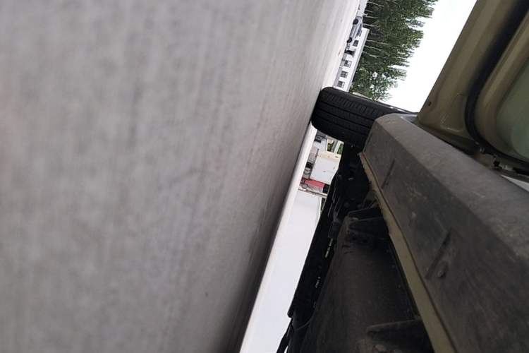 Used Geely Galaxy Panda 2025 210km Panda Rider Left Side Sill